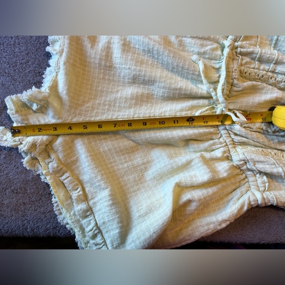 UO Evie Off-The-Shoulder Check Romper Urban Outfitters Light Green Ruffle Size M - Picture 8 of 11